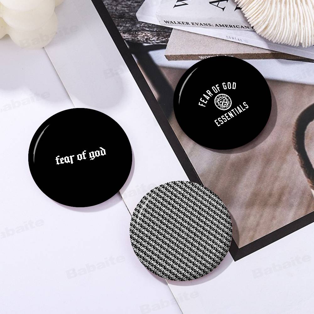 Fashion E-Essentials F-Fear Of - Fear Of God Essential のレビューと価格