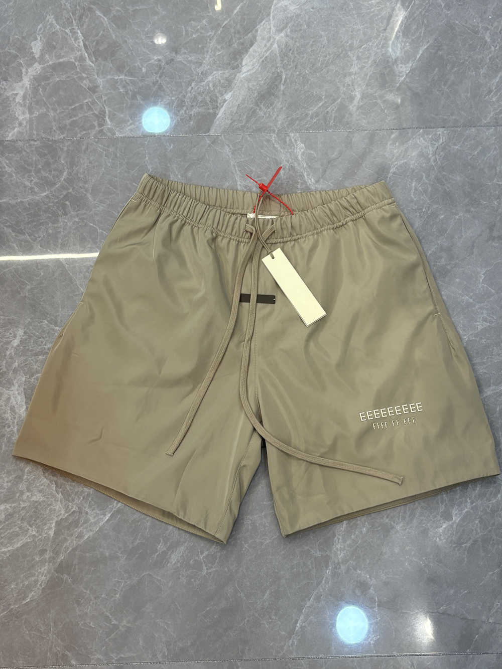 25ss Classic Brand Shorts Alwa - Fear Of God Essential のレビューと価格